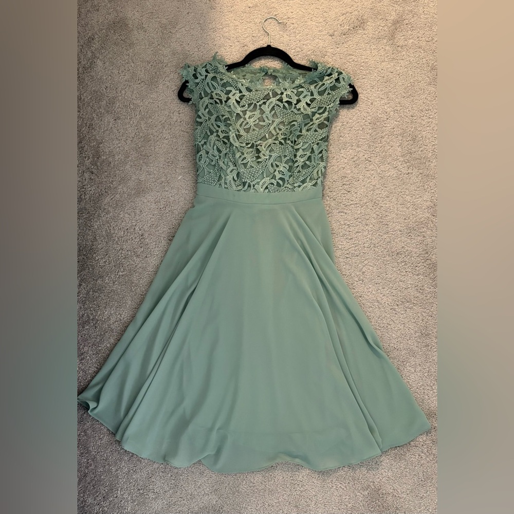 Elegant Green Lace Dress